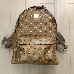 激レア! MCM ヴィセトス 全面スタッズ付き バックパック ラージサイズ 格安！