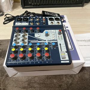 soundcraft 8チャンネルミキサー　notepad8FX 動作品