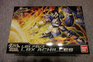 未組立 バンダイ ハイパーファンクション ダンボール戦機 LBX アキレス 001