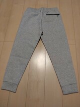 極美品 試着のみ THE NORTH FACE ノースフェイス NB32084 テックエアー スウェット ジョガー パンツ Ｌ グレー Tech Air Sweat Jogger Pant_画像2