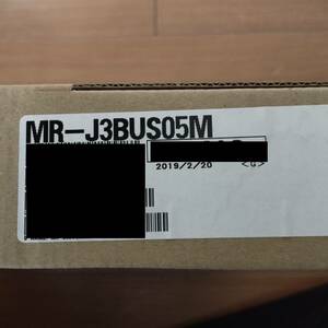 純正品　新品 三菱電機 MR-J3BUS05M