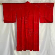 【wellriver】人気！赤色 長襦袢 銀紗 金箔 しつけ糸付き 着物 和装 和服 #C211！_画像4