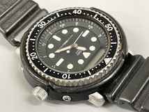 SEIKO セイコー H558-5000 ダイバーモデル 不動 修理前提品 デジアナ文字盤 3針 メンズ クオーツ 腕時計_画像3