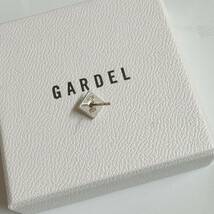 良品 GARDEL ガーデル ワンスタッズピアス 定価14,300円 送料520円〜 GD-E048 ONE STUDS PIERCE 元 Justin Davis ジャスティンデイビス_画像3