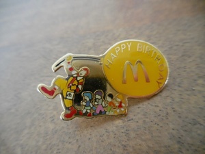 フランス☆古いピンズ 【McDonald's HAPPY BIRTHDAY】カナダ ピンバッジ ピンバッチ PINS マクドナルド ドナルド 誕生日 風船