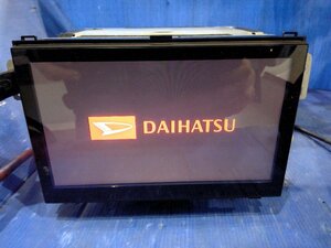 (H)カーナビ ダイハツ純正 8型 NSZP-X68D フルセグ/SD/Bluetooth/DVD LA600/610パネル付き 2017年データ 動作確認済 [2306850]