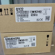 三菱電機　シーケンサ　Q06UDVCPU　QY22セット　新品未開封_画像2