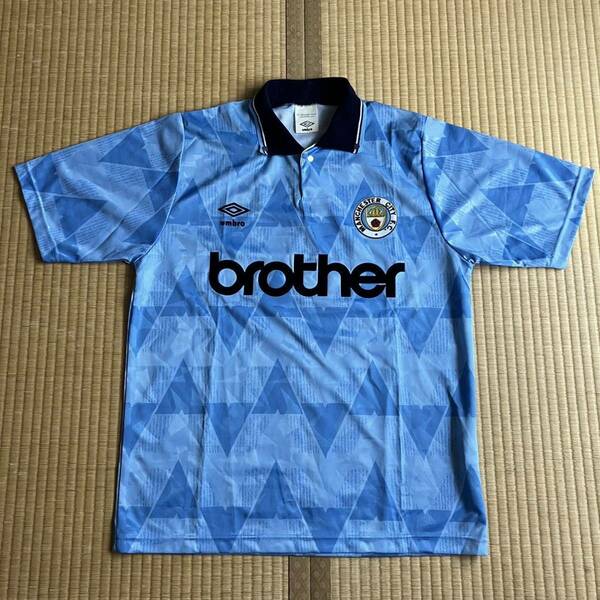 正規品 送料無料 マンチェスターシティUMBRO 1989 Home ユニフォーム Manchester city Football Shirt