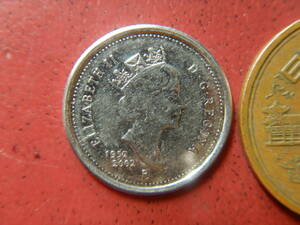 外国・カナダ／１０セント・ニッケル貨：エリザベス女王即位50年記念（2002年）　231031