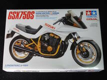 タミヤ 1/12 SUZUKI スズキ GSX750S new KATANA カタナ 刀 GSX750S3 GR72A 三型 リトラクタブルライト 未組立 送料\510～ 絶版 同梱発送可_画像1