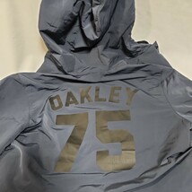 【OAKLEY】オークリー　ナイロン　ジャケット　日本のＬ　USのＭ　ネイビー　紺色　_画像10