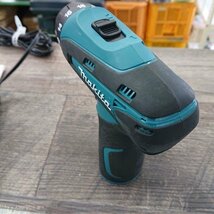 【中古現状品】MAKITA　マキタ　DF030D　10.8V　充電式ドライバドリル　バッテリー付属なし_画像6