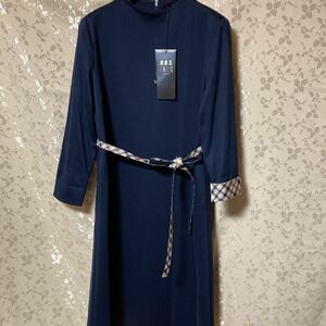 ☆新品☆ DAKS ダックス　ワンピース　リボンベルト付 38 コン