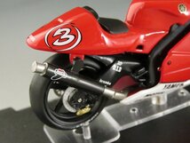 ◆◇1/24チャンピオンバイクコレクション YAMAHA YZR-M1 マックス・ビアッジ 2002 本体極美品 デアゴスティーニ 同梱可◇◆dy10066-e_画像8