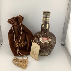 ★未開栓★ 古酒　ROYAL SALUTE ロイヤル サルート スコッチウイスキー 陶器ボトル 赤　21年　巾着袋　700ml 【S80236-164】