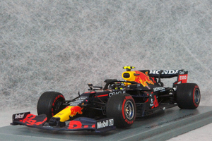 ● 1/43 レッド ブル 〓 ホンダ RB16B / セルジオ・ペレス 2021 アゼルバイジャン GP 優勝 〓 Red Bull HONDA