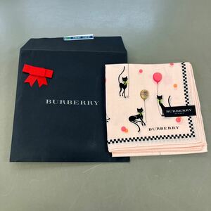 【BURBERRY ハンカチ 猫柄】ピンク バーバリーハンカチ 布類【B7-1②】1103