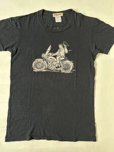 attractions×jesse taylor.co elvis print Tシャツブラック 検アトラクションズ.706union.elvis presley.エルヴィスプレスリー.ロカビリー