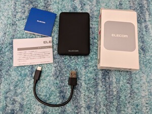 0511u2826　エレコム モバイルバッテリー 軽量 小型 薄型 5000mAh 12W (2.4A) 2台同時充電 急速充電 FC-C04BK