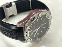 11◆TAG Heuer タグホイヤー　アクアレーサー　デイト　WAP1110 300m スイス製　腕時計　稼働品　黒文字盤_画像6