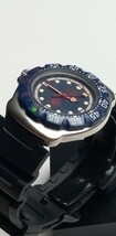 人気モデル【TAGHEUER】タグホイヤー　フォミュラー1　プロフェッショナル　200Mダイバー　SS　3針デイトクォーツ　メンズ　(稼働中古品)　_画像5