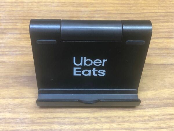 iPadスタンド　タブレットスタンド　重量感あるのでタブレットが安定　Uber Eats ウーバーイーツロゴ