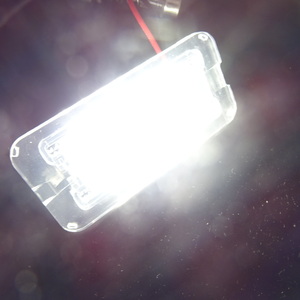 激白光 ! 交換式 ! アバルト LED ナンバー灯 ライセンス ランプ アバルト695 セッタンタアニヴェルサーリオ ビポスト