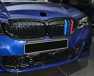 スポーティ全開♪ BMW Mカラー グリル フィン カバー ストライプ モール G20 320i 320d 330i 330e M340 Mスポーツ セダン 3シリーズ 8