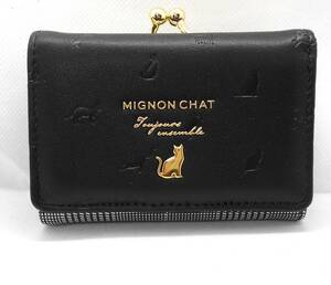 【新品】MIGNON CHAT　レディース　三つ折り財布　コンパクト　ネコ　がま口　型押し