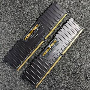 【中古】DDR4メモリ 32GB(16GB2枚組) Corsair VENGEANCE LPX CMK32GX4M2E3200C16 [DDR4-3200 PC4-25600]