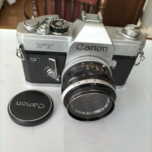  antique, retro Canon FT Canon single‐lens reflex film camera. 