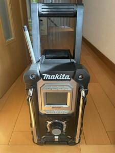 makita マキタ 充電式ラジオ MR106 本体のみ