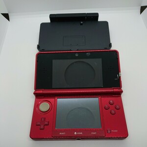 管11404【動作未確認】Nintendo 3DS本体CTR-001 レッド・充電台CTR-007