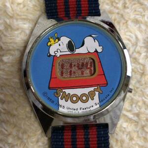 スヌーピーデジタル腕時計 レトロ SNOOPY