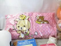 【まとめ売り 中古品】 ホビー リラックマ ムーミン 靴下にゃんこ 他 ぬいぐるみ クッション ブランケット グッズセ_画像2