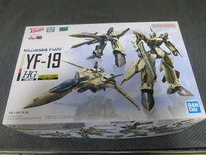 ★おもちゃ屋引上げ品★　マクロスプラス　YF-19　1/100　バンダイ　未組立　内袋未開封 （P-221