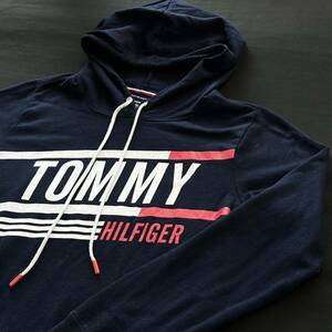 TOMMY HILFIGER トミーヒルフィガー　薄手スウェットパーカー プルオーバーパーカー ビッグプリント　レディース　ネイビー　サイズXL