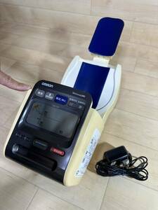 【中古品】OMRON オムロン 自動血圧計 HEM-1025 動作ok