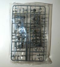 トライスター 1/35 ドイツ自走砲兵セット Vol.2 35007 WWⅡ ドイツ 砲兵 MG34 ヘルメット プラモデル フィギュア ミリタリー ジオラマ_画像6