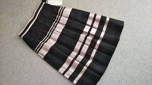 新品　TO BE CHIC　後ろゴムバイカラー素敵なスカート　40（M)　ピンク・黒　36300円