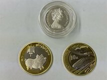 BNS68　記念硬貨　おまとめ8枚　中国10元パンダ2018　1元1990　伍圓2006　ONE POUND　など_画像8