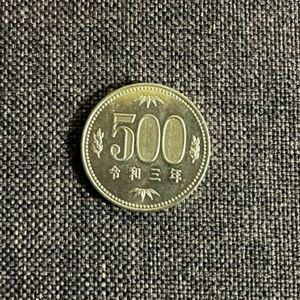 令和3年 500円貨 　500円玉　令和三年　五百円貨 　五百円玉　コイン　メダル　貨幣　硬貨　レア