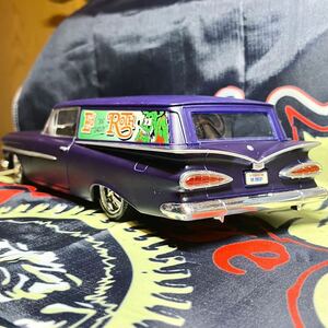 ホットウィール 1/18 ‘59 シボレー パネル ワゴン Ed Roth セダンデリバリー ラットフィンク 1959 chevrolet chevy エドロス