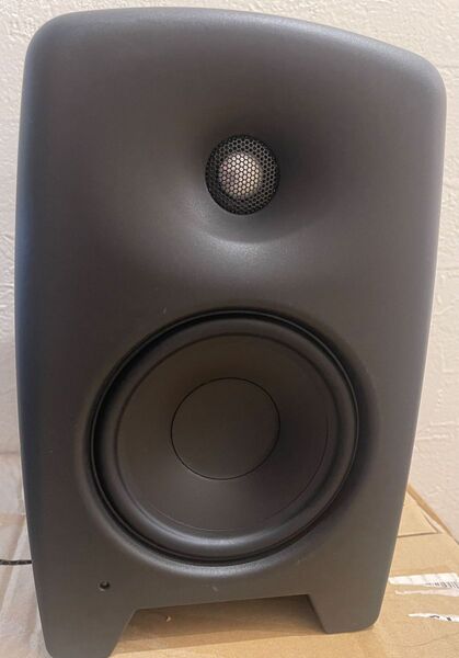 GENELEC M030AM 1本 ①