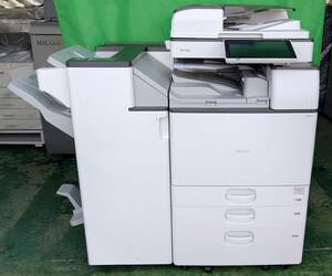 送料安くなりました 印刷数14,493枚 2000枚中綴じフィニッシャーSR3240付 RICOH MP 5055 SPF モノクロ複合機 ( 3段 C/F/P/S) 【WS3184】