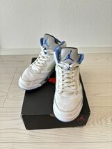 ナイキ エアジョーダン5 AIR JORDAN 5 RETRO WHITE/HYPER ROYAL-STEALTH NIKE 25.5 7 1/2_画像1