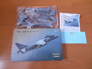 スウォード　1/72　 TAV-8B ハリアーⅡ