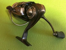 DAIWA 17 STEEZ TYPE-Ⅱ(HI-SPEED)スピニング2500番　【実釣未使用品】_画像4