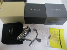 22　ステラ　2500SHG　　　22　STELLA　2500SHG　　定価96360円　　新品　_画像1