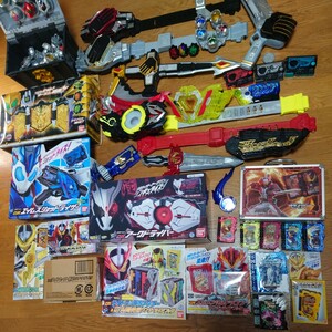 仮面ライダー変身ベルト、武器、アイテム大量まとめ、アークドライバー、ゼロツー、セイバー、ウィザードなど